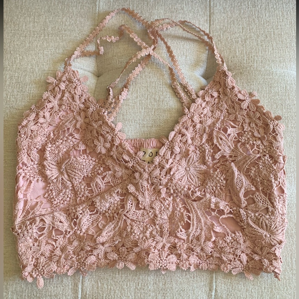 NWOT POL Crochet Lace Bralette in Dusty Pink